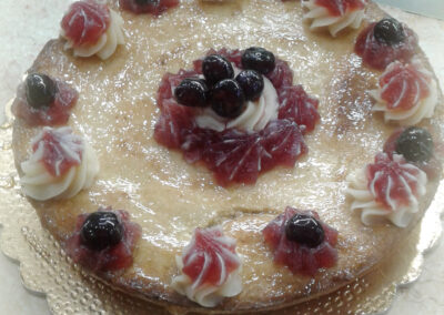 Torta d'Amalfi Pasta Frolla Crema Gialla e Amarena