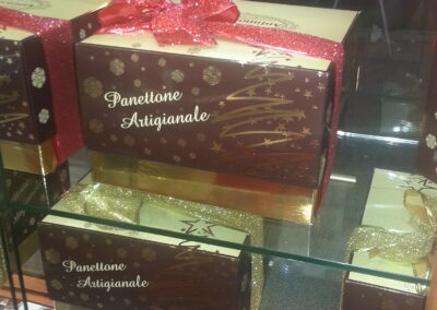 panettoni artigianali in confezione regalo